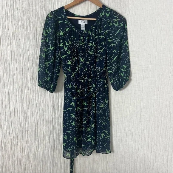 Sweet Storm Blue dove print mini dress belted 3/4 sleeve size M bird print - Picture 5 of 7